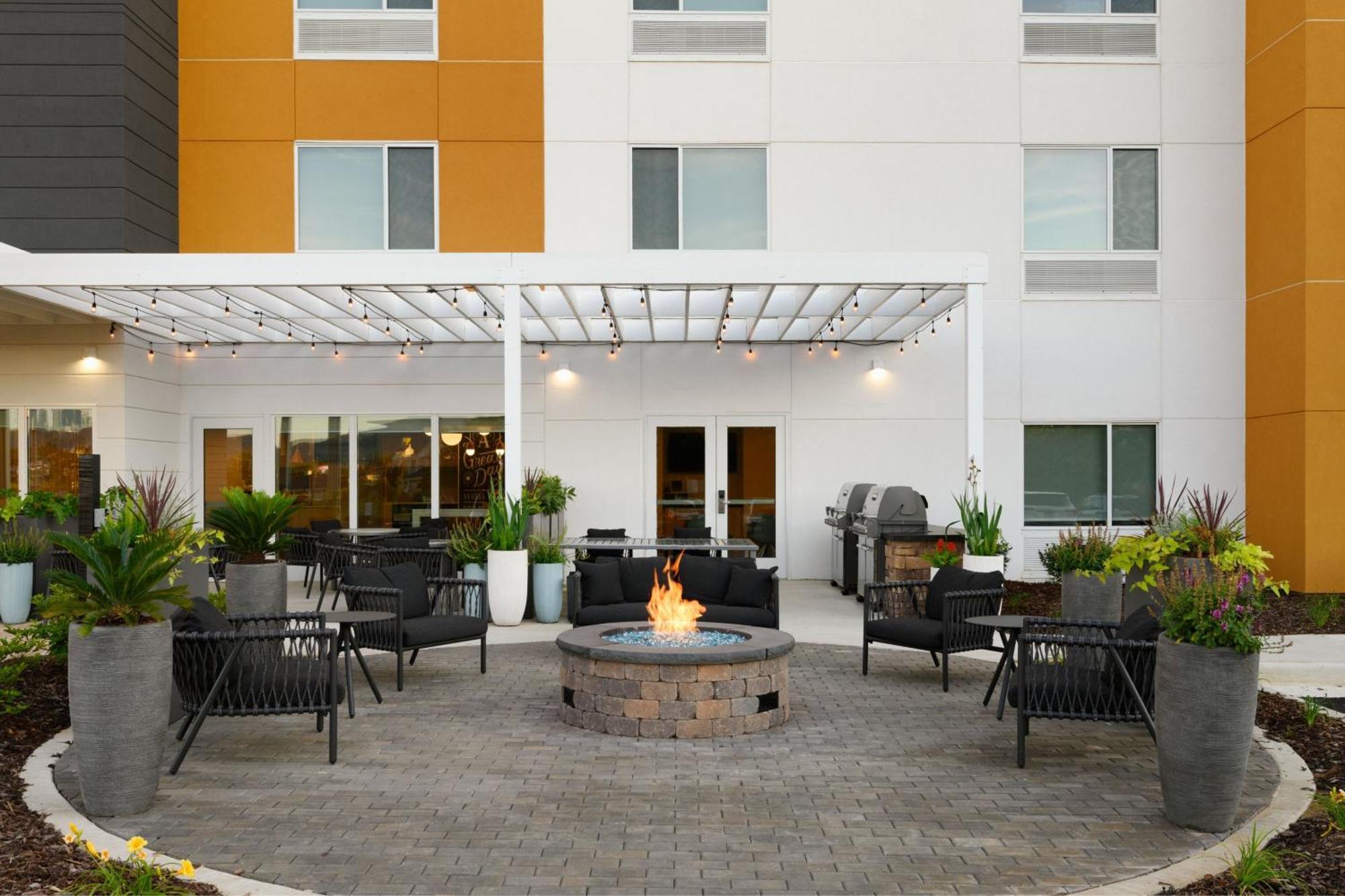 Towneplace Suites By Marriott Oxford Al Extérieur photo
